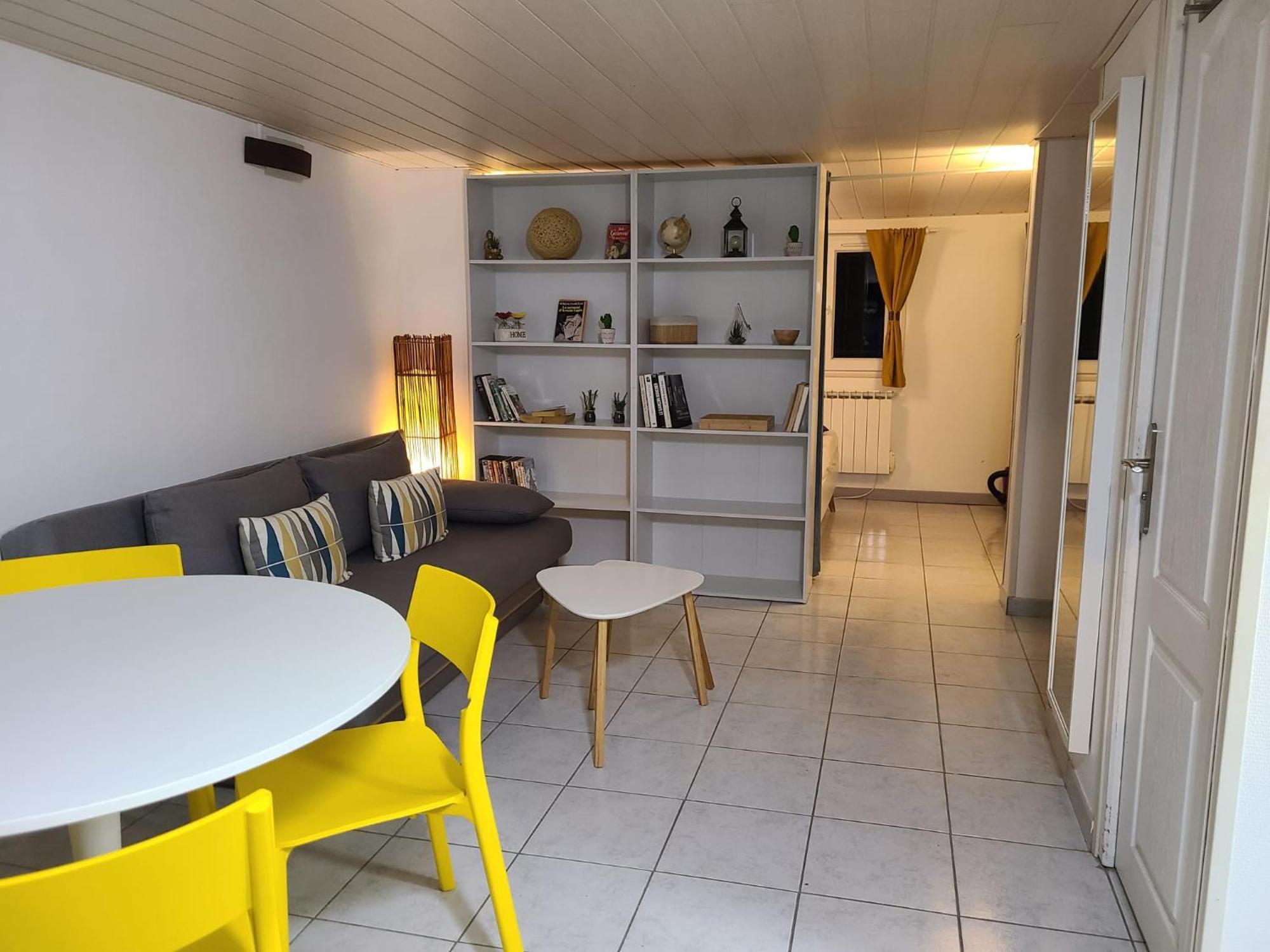 Logement Amboise Centre Avec Terrasse Privee Exterior photo