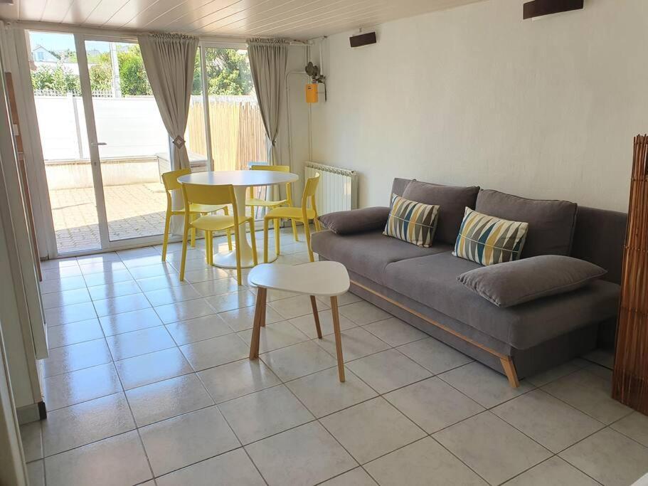 Logement Amboise Centre Avec Terrasse Privee Exterior photo